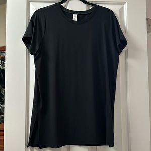 NWOT Spanx short sleeve t-shirt